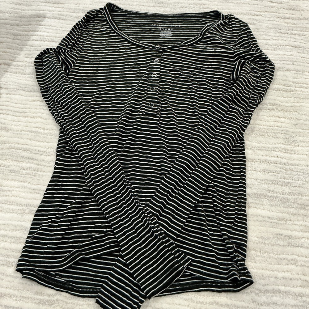 American Eagle Outfitters Black and White Striped Long Sleeve Tee